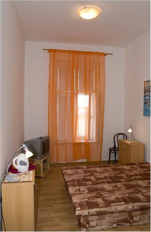 Hyde Park Hostel *